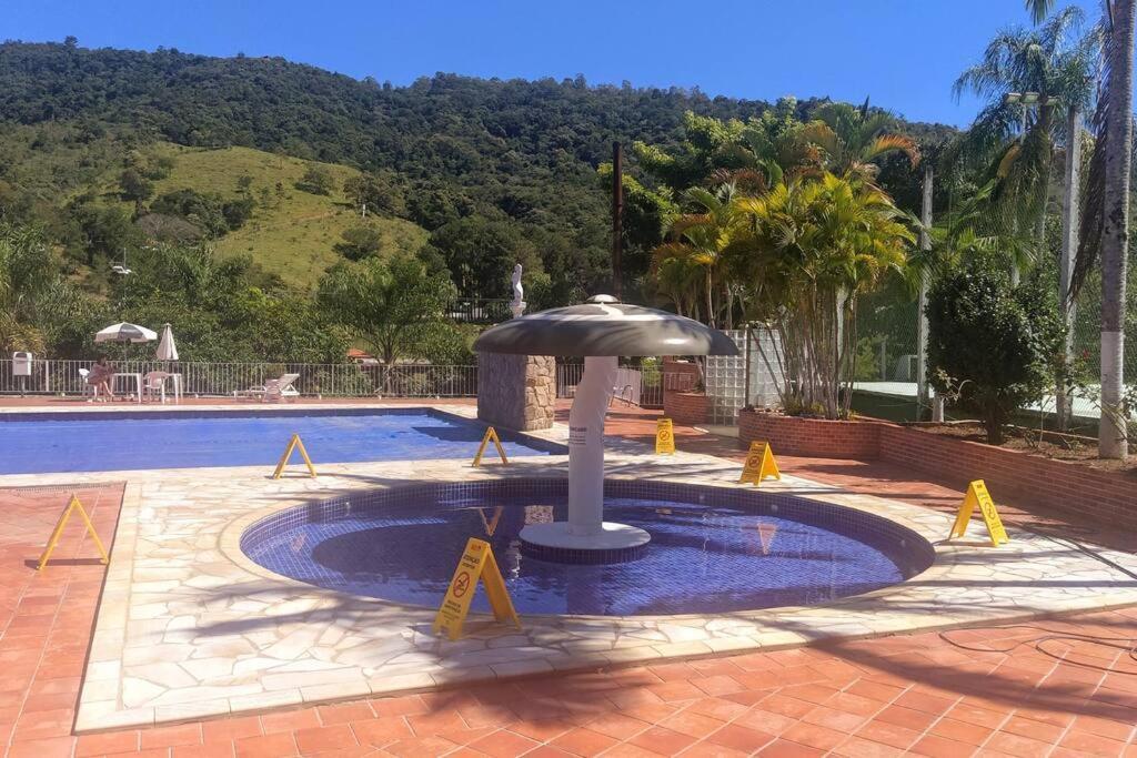 Lindo Flat Em Aguas De Lindoia Águas de Lindóia Eksteriør bilde